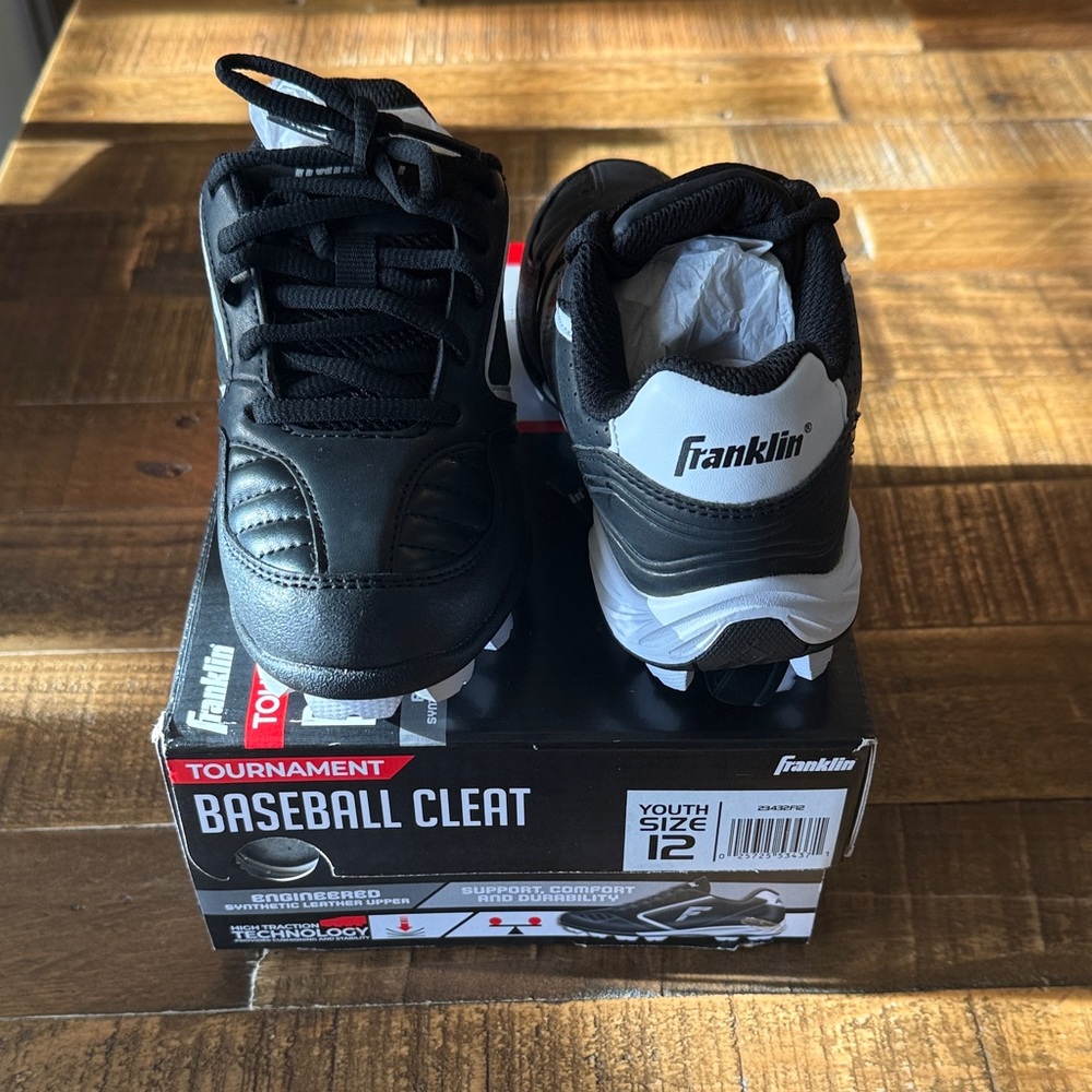 Franklin Black and White Youth Baseball Cleats